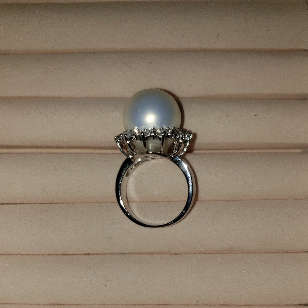 Pearl Ring